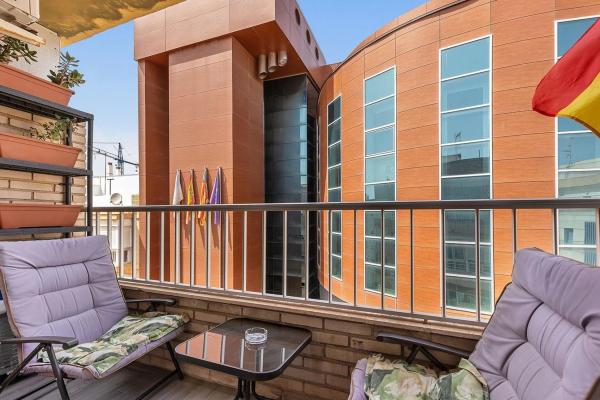 Piso en calle Unión Musical Torrevejense