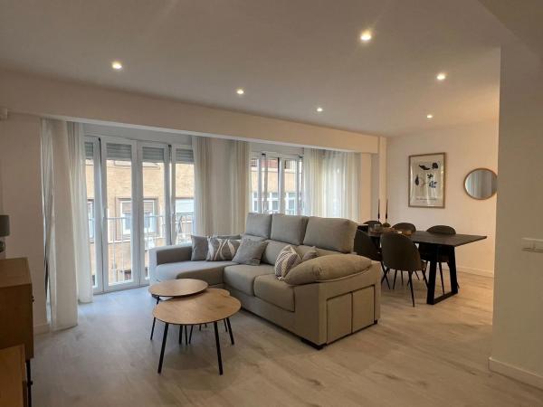 Piso en calle Ramón Gallud, 52