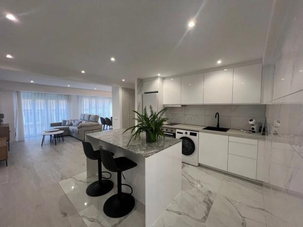 Piso en calle Ramón Gallud, 52