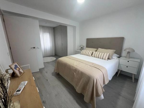 Piso en calle Ramón Gallud, 52