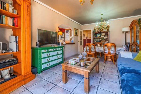 Piso en calle Campoamor