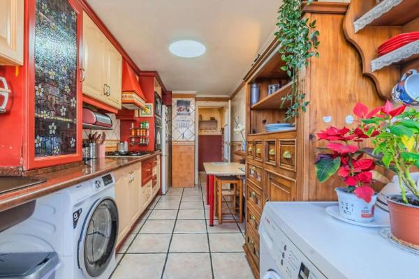 Piso en calle Campoamor