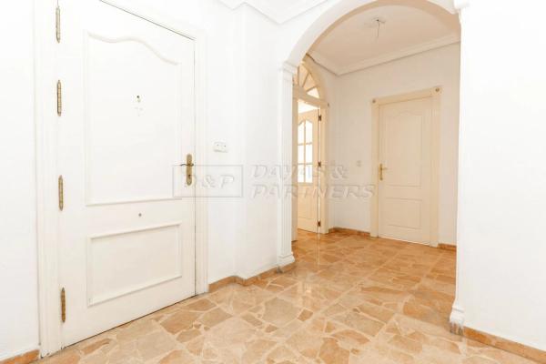 Piso en calle Ramón Gallud, 33