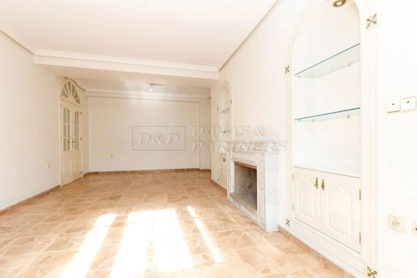 Piso en calle Ramón Gallud, 33