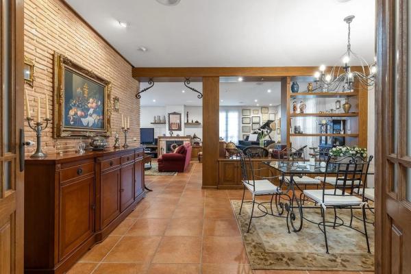 Casa independiente en calle Mar Negro, 17