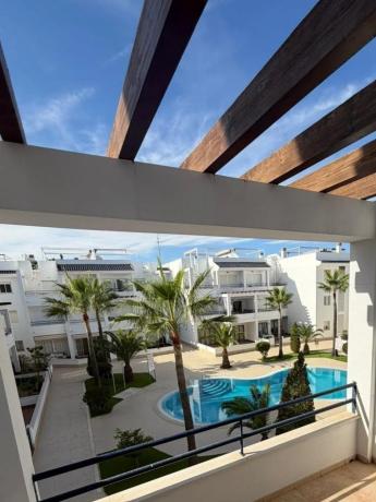 Piso en calle Mar Rojo