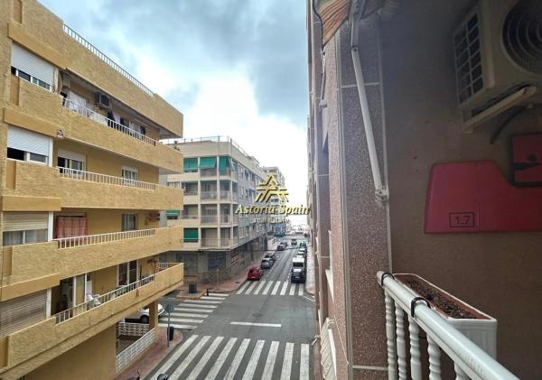 Piso en calle Beniel, 5