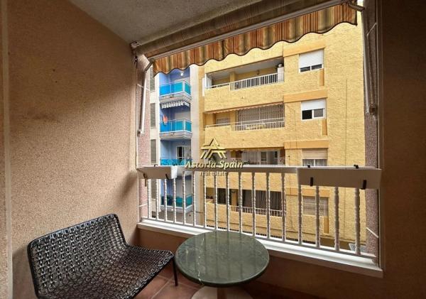 Piso en calle Beniel, 5