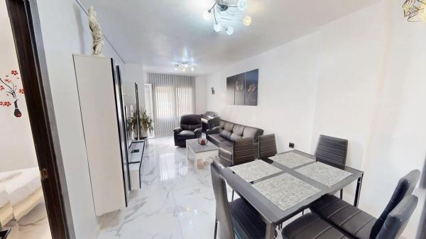 Piso en calle Rafal, 33