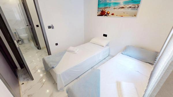 Piso en calle Rafal, 33