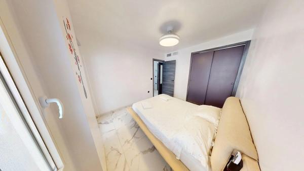 Piso en calle Rafal, 33