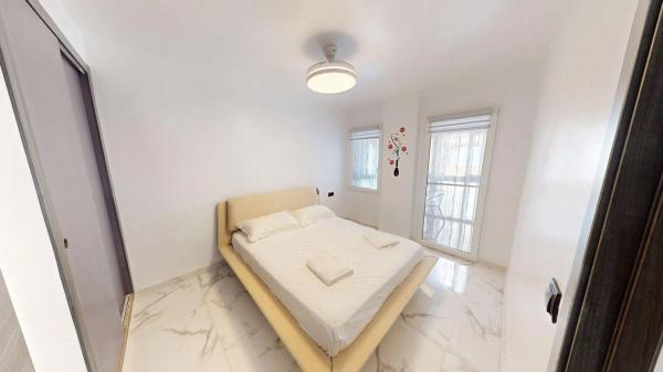 Piso en calle Rafal, 33