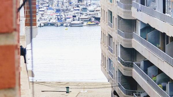 Piso en calle San Miguel de Salinas