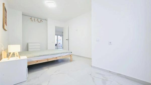 Piso en calle San Miguel de Salinas