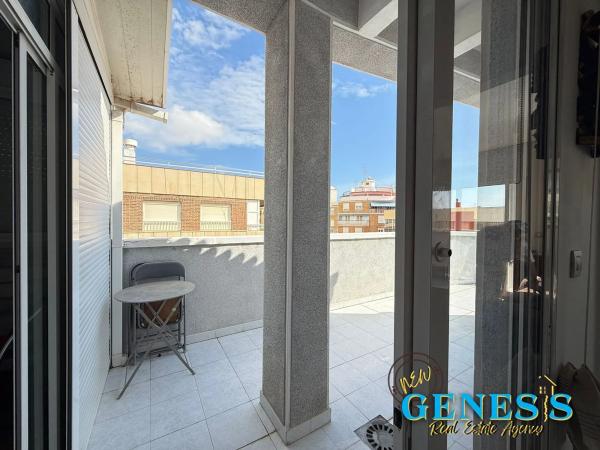 Ático en CL Beniajan