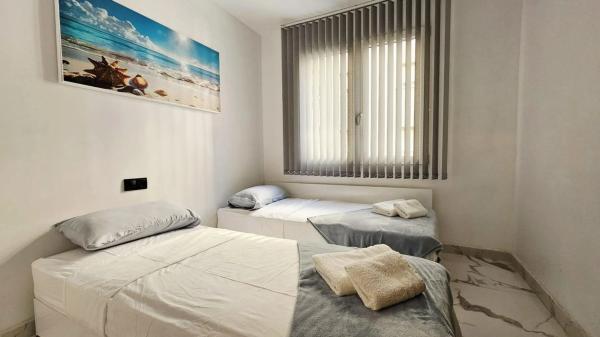 Piso en calle Rafal, 33