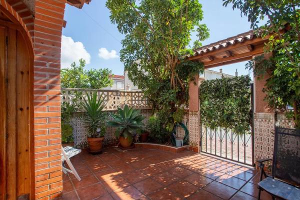 Casa independiente en calle La Marina