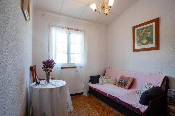 Casa independiente en calle La Marina