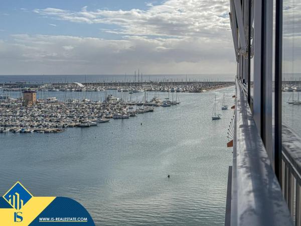 Ático en Barrio El Acequión