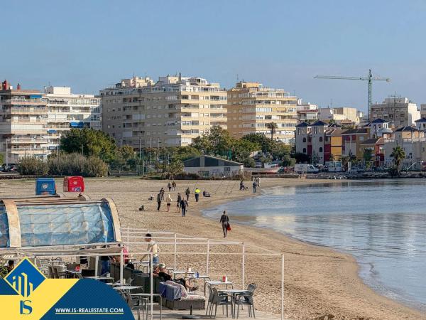Ático en Barrio El Acequión
