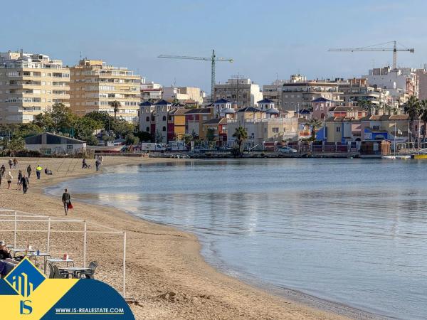 Ático en Barrio El Acequión