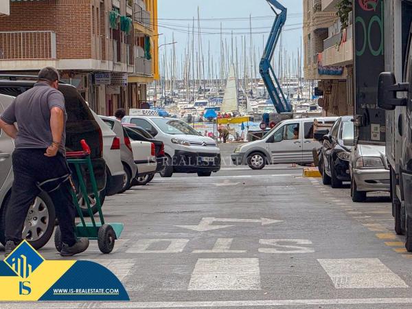 Ático en Barrio El Acequión