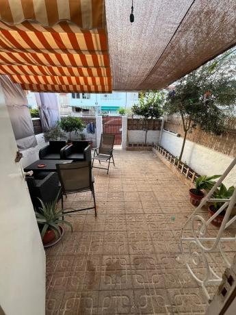 Chalet pareado en calle Urbano Arregui, 63