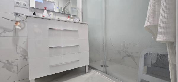 Chalet adosado en calle La Marina