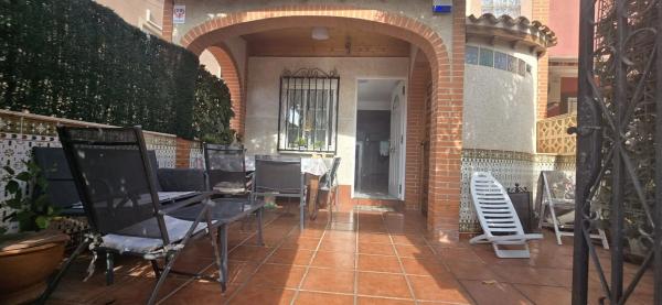 Chalet adosado en calle La Marina