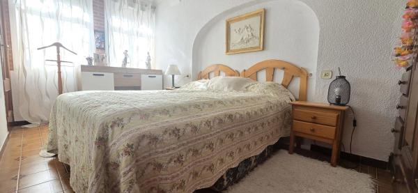 Chalet adosado en calle La Marina