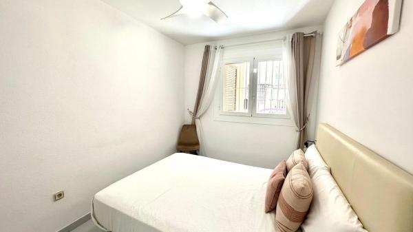 Piso en calle Valencia, 11