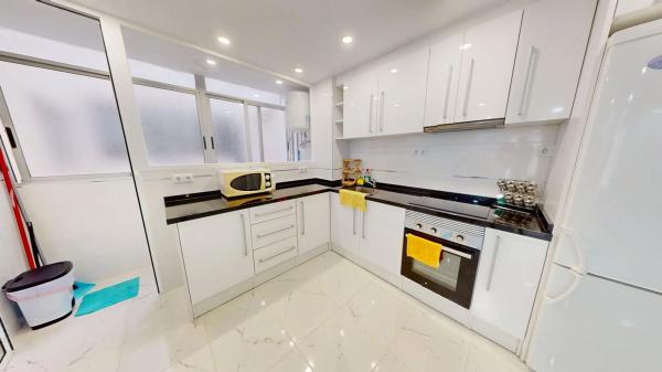 Piso en calle Almoradí, 5