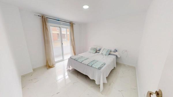 Piso en calle Almoradí, 5