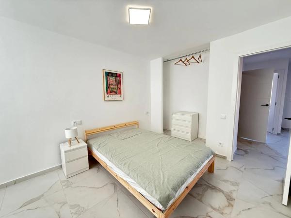 Ático en calle San Miguel de Salinas, 7