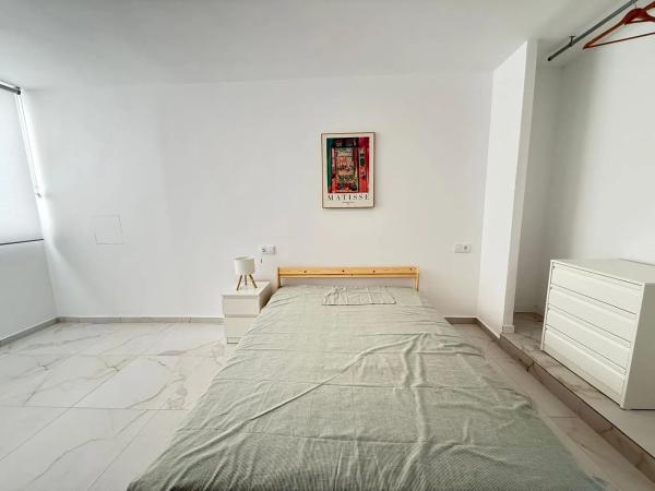 Ático en calle San Miguel de Salinas, 7