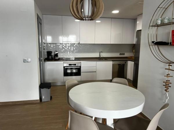 Chalet pareado en calle Maestro Quino, 230