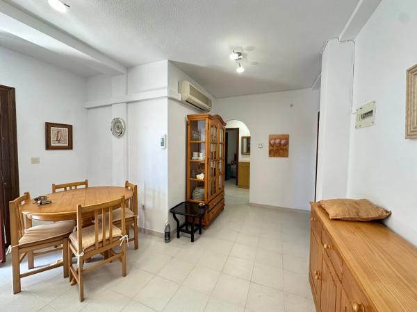 Piso en calle Montesinos, 37 b