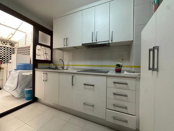 Piso en calle Montesinos, 37 b