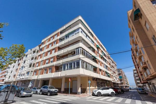 Piso en calle San Miguel de Salinas, 7