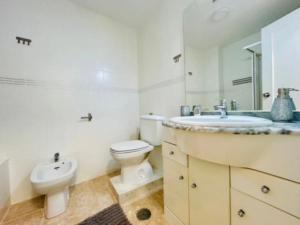 Piso en calle San Miguel de Salinas, 2