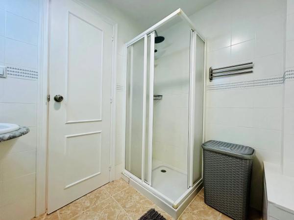 Piso en calle San Miguel de Salinas, 2