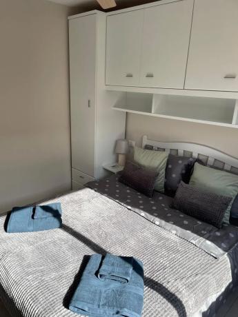 Piso en calle Dolores, 2