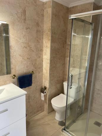 Piso en calle Dolores, 2