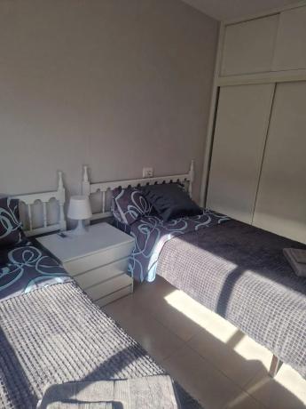 Piso en calle Dolores, 2