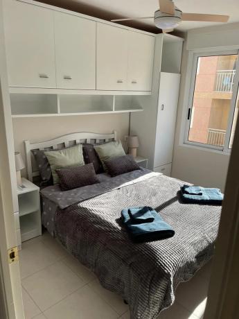 Piso en calle Dolores, 2