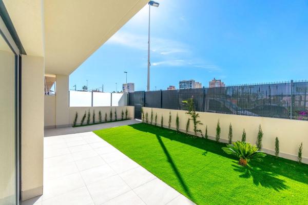 Piso en calle Nicolás Copérnico, 2