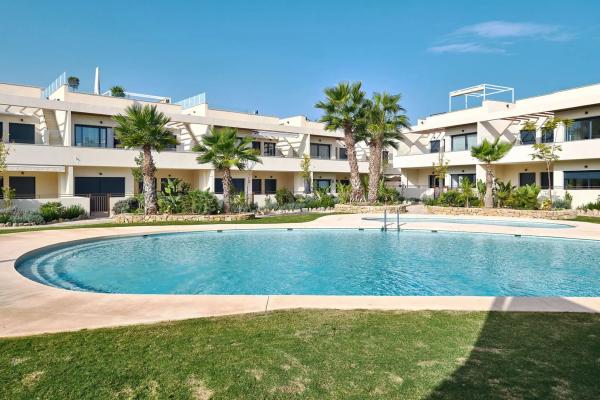 Ático en Ramon Rubial, 3