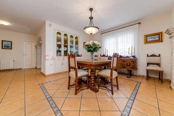 Casa independiente en calle Mar Rojo, 1