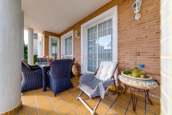 Casa independiente en calle Mar Rojo, 1