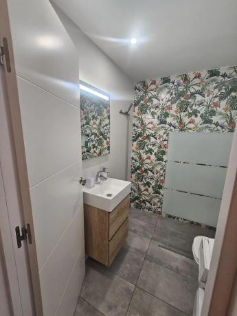 Estudio en avenida de Holanda, 47